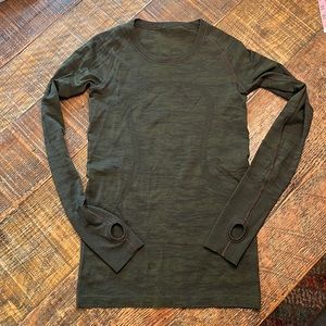 Lululemon Longsleeve Swiftly